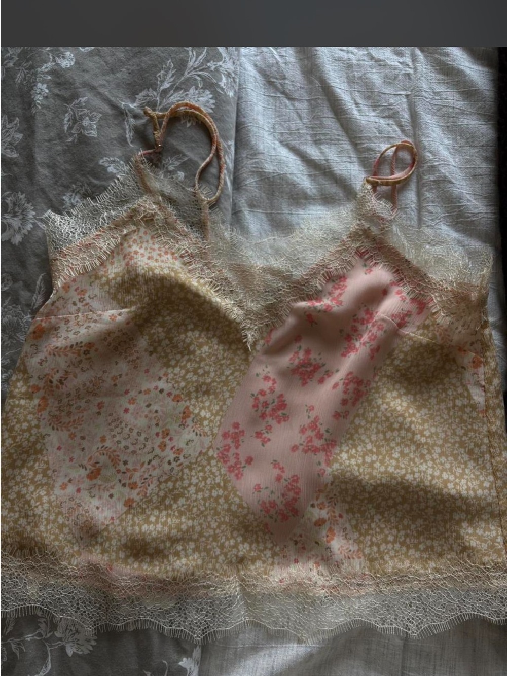 Floral Lace Trim Satin Cami Top - Pink & Beige